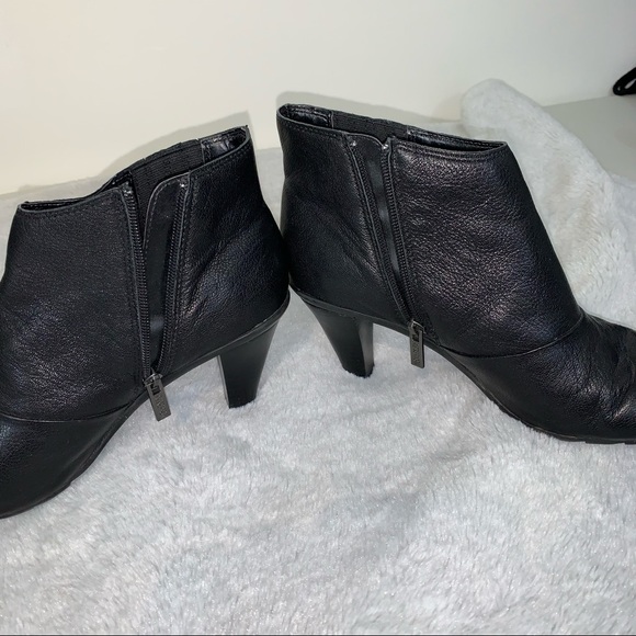 Kenneth Cole Real Leather Booties Size 8.5 Gorgeous on look like spats! - Picture 12 of 16